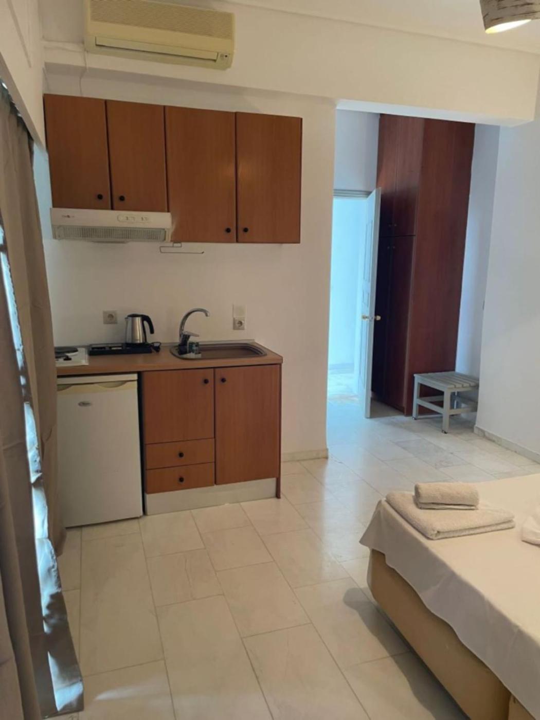 Hotel Kourkoumelata Argostoli  Buitenkant foto