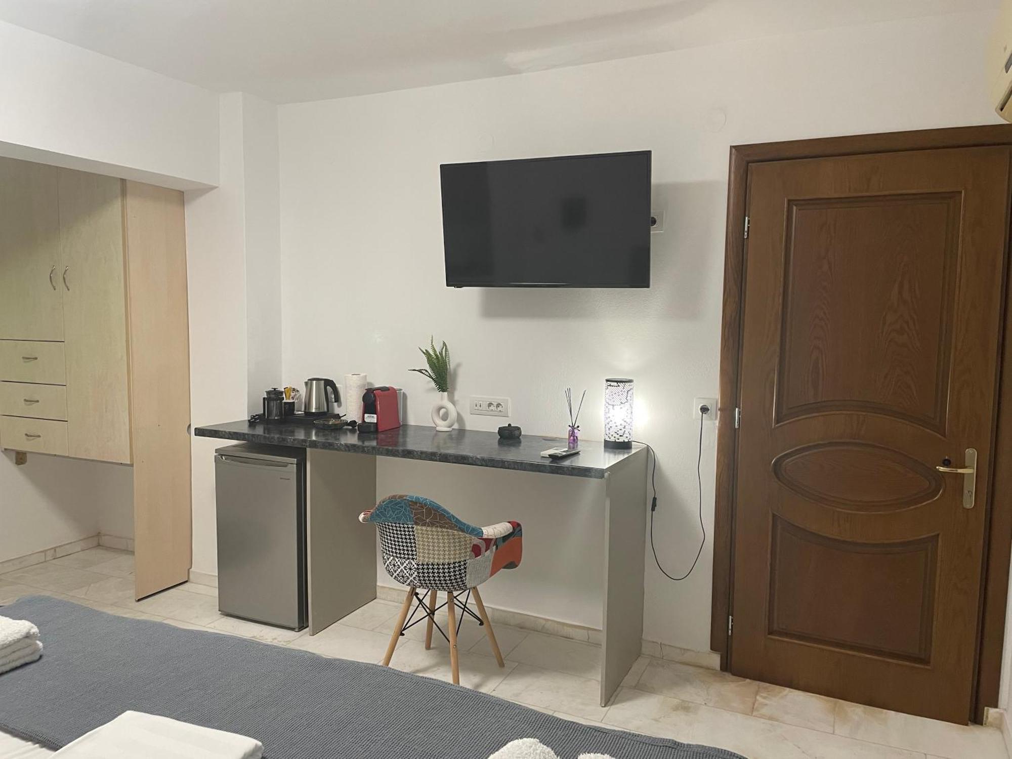 Hotel Kourkoumelata Argostoli  Buitenkant foto