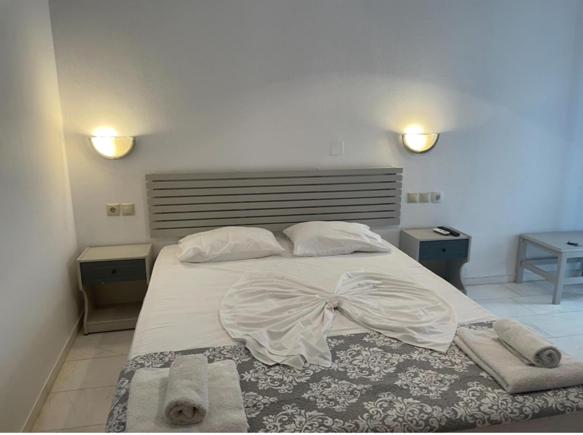 Hotel Kourkoumelata Argostoli  Buitenkant foto
